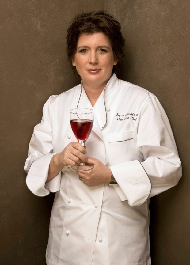Chef <b>Lynn Crawford</b> to complete on Top Chef Masters - image