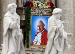 4 Popes become Saints.jpg