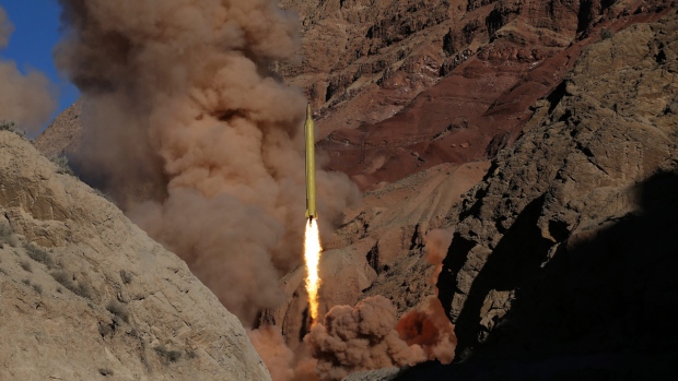 Qadr H long-range ballistic missile