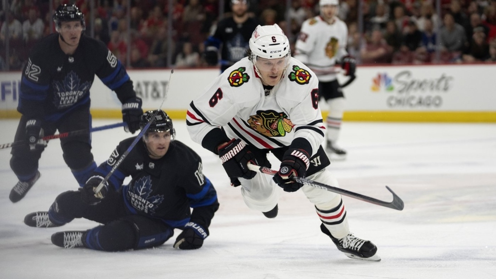 Toronto Maple Leafs answer Lightning by making trade with Blackhawks