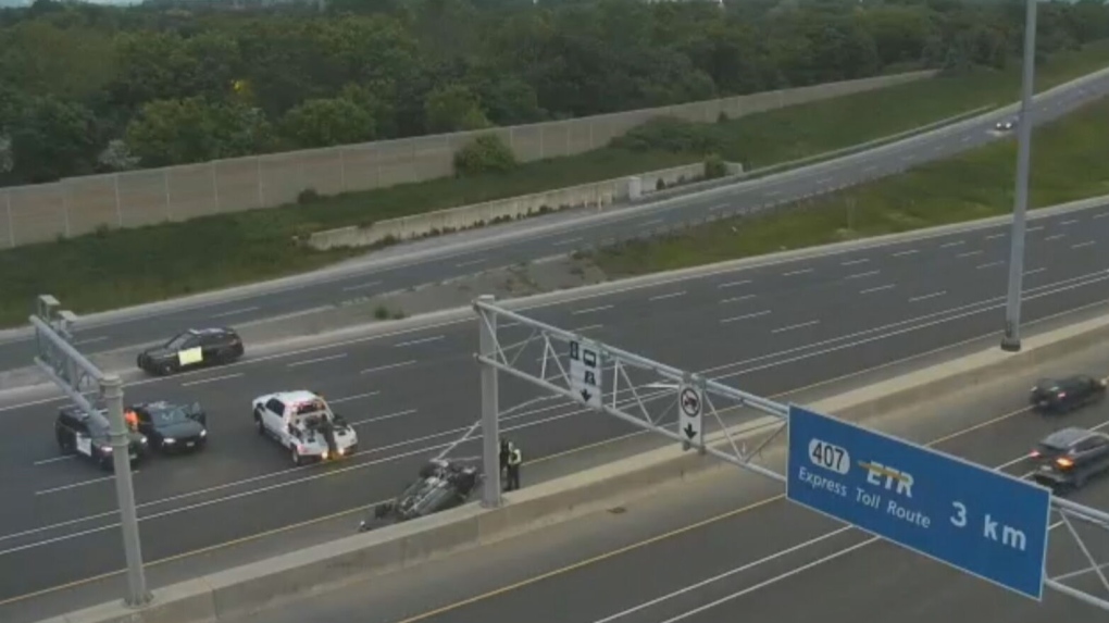 Lanes closed on Hwy. 404 north of Toronto due to fatal crash