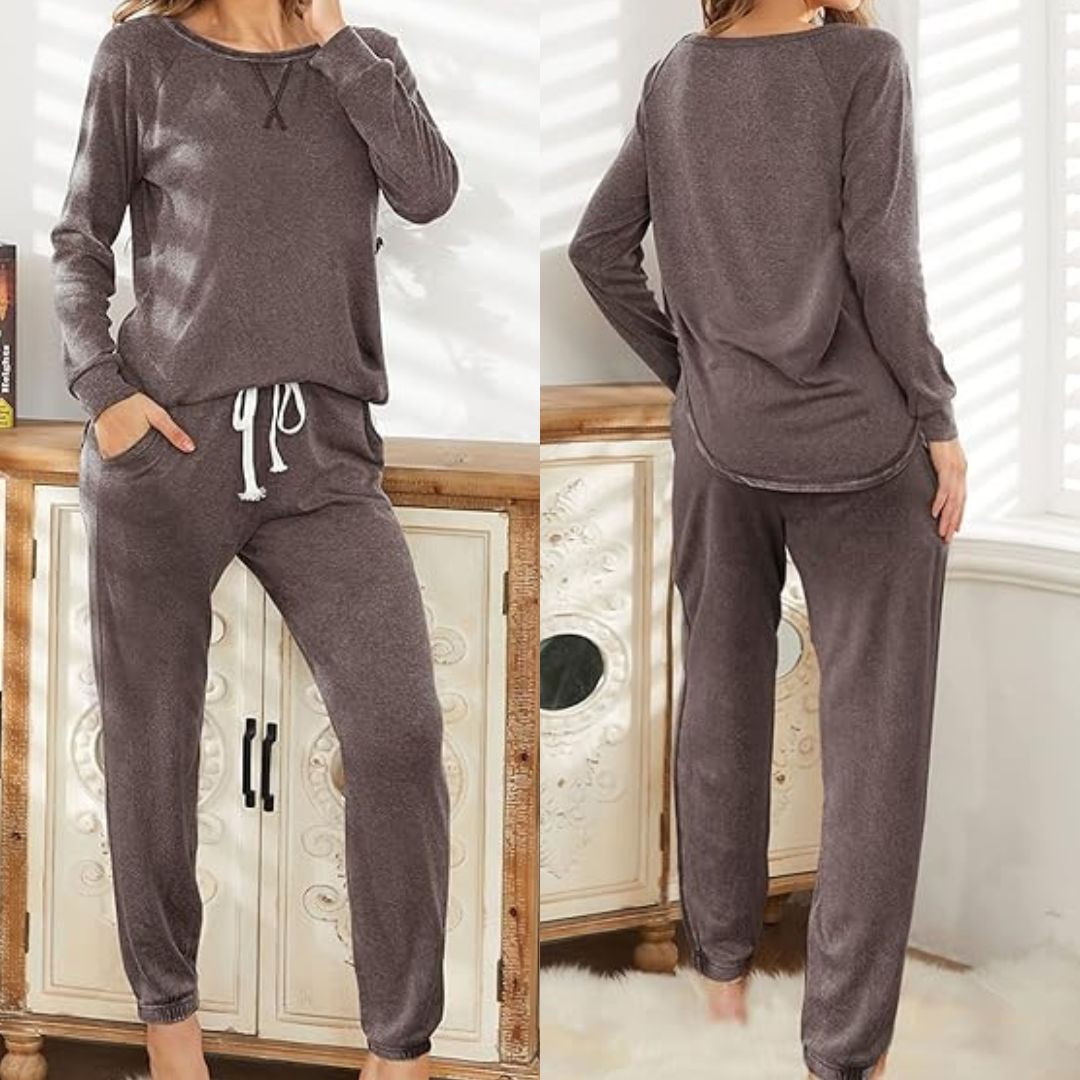 The Best Women's Loungewear Sets That Are Stylish and Cozy