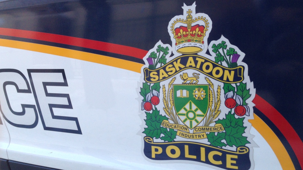 Polisi Saskatoon mengajukan tuntutan setelah penyitaan senjata api, obat-obatan selama pemberhentian lalu lintas