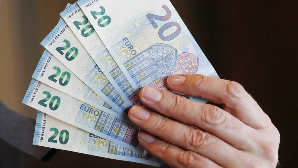 PENJELASAN: Apa arti rekor inflasi bagi zona euro?