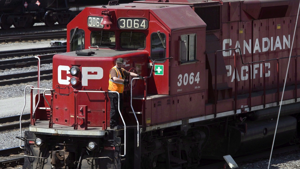 CP Rail menutup merger dengan Kansas City Southern