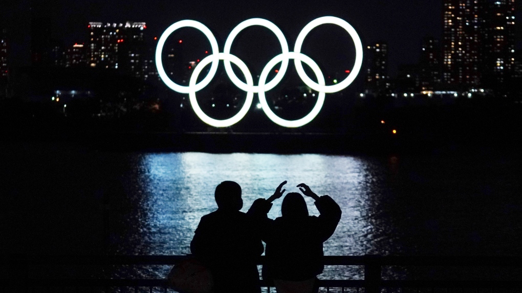 Dua olahragawan Kanada Seyi Smith mencalonkan diri untuk komisi atlet IOC