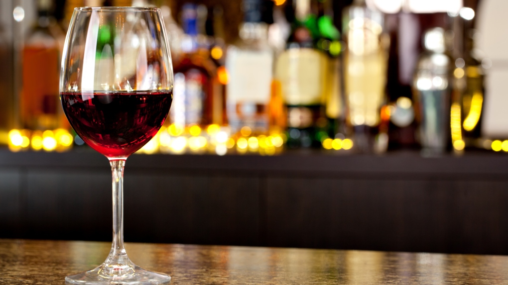 B.C. residents can now order glasses of wine and draft beer with their takeout
