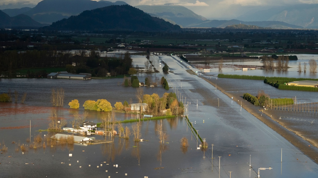 BC sekarang dalam keadaan darurat provinsi karena banjir, tanah longsor