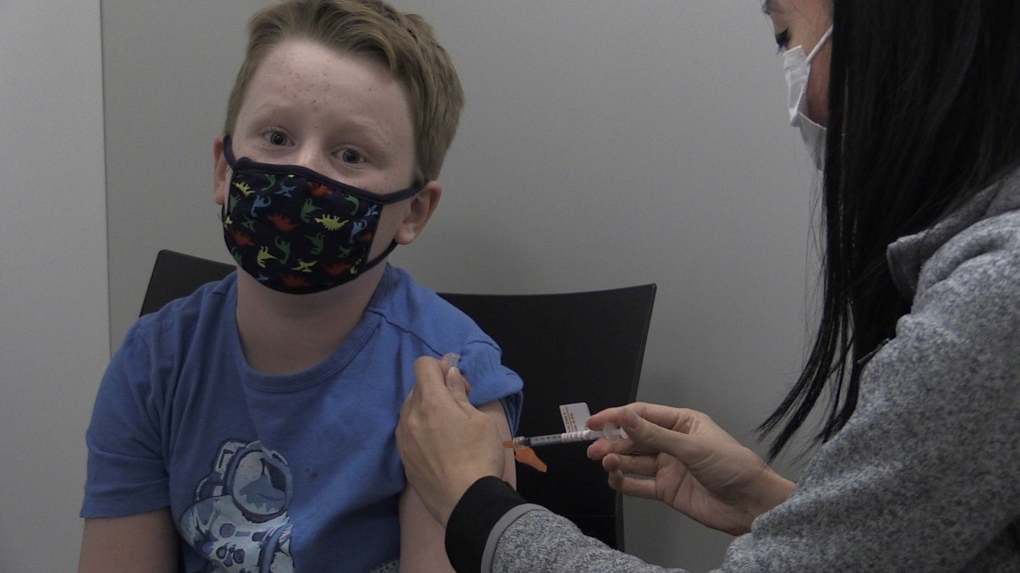 Kesehatan Masyarakat Barat Daya mulai memberikan vaksin anak-anak