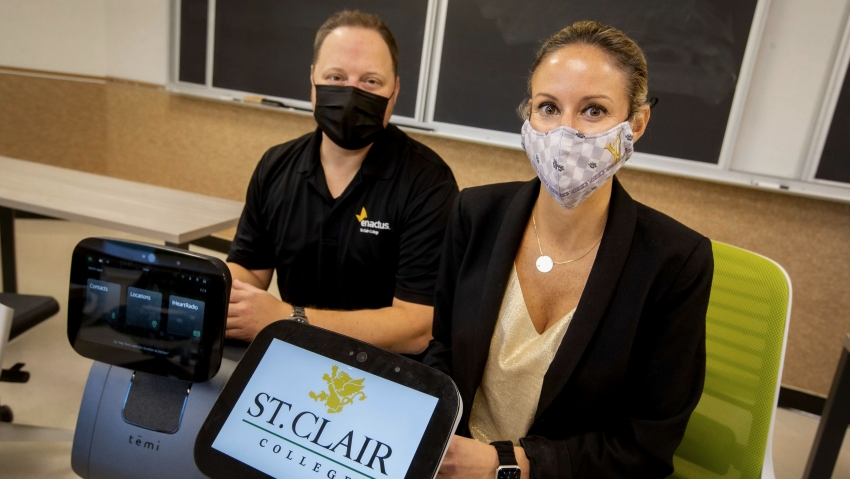 St. Clair College menggunakan teknologi untuk membantu siswa memperoleh kemandirian