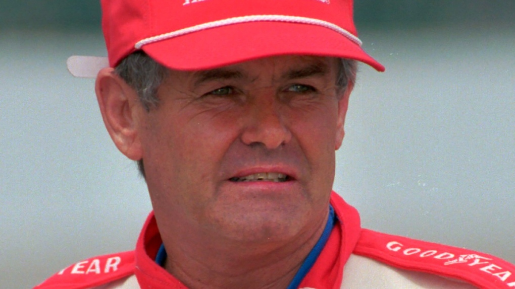 Al Unser, pemenang empat kali Indianapolis 500, meninggal pada usia 82
