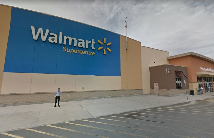 'It is really disturbing': Campbell River security guard stabbed, in serious condition after theft at Walmart