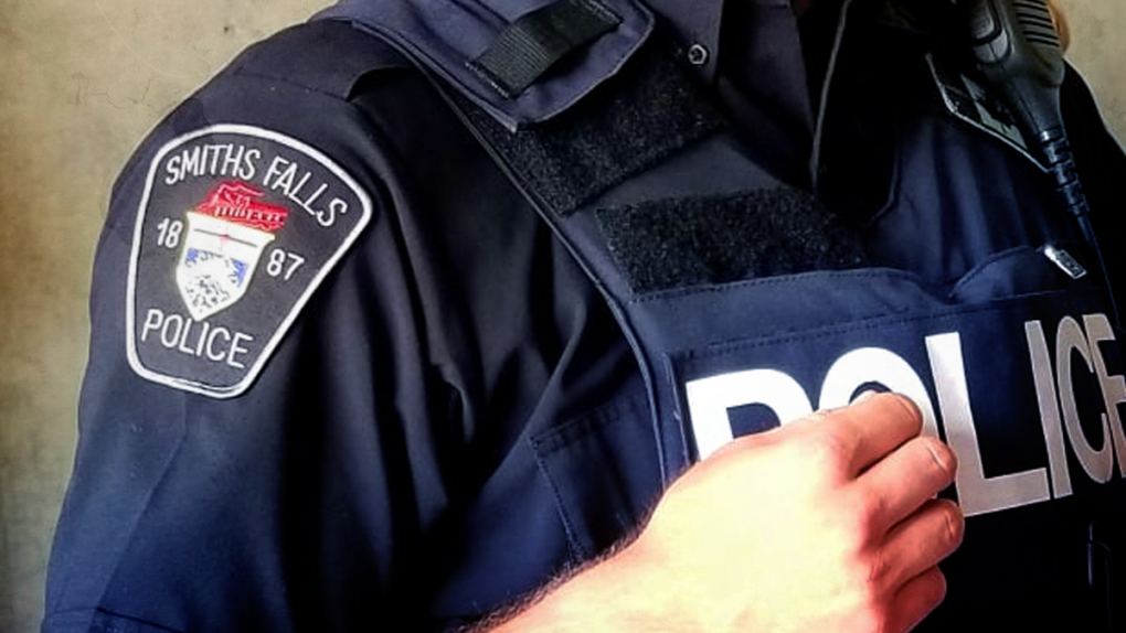 1 person arrested following major police operation in Smiths Falls, Ont.