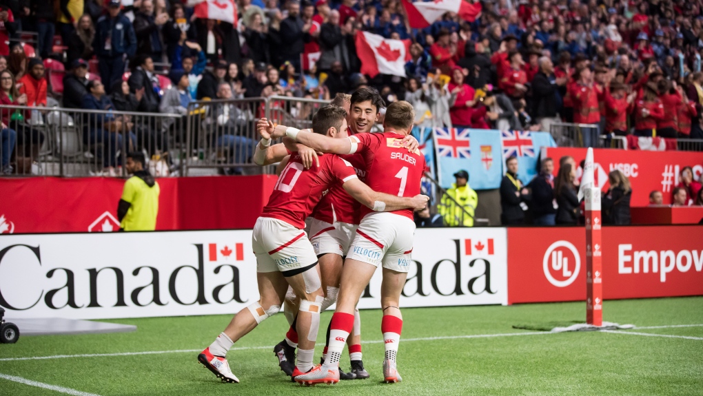 Tim Kanada belajar menggambar untuk World Rugby Sevens Series 2022