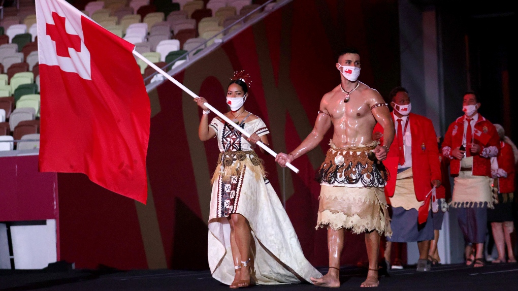 GoFundMe yang didirikan oleh pembawa bendera Olimpiade Tonga mengumpulkan lebih dari US0K