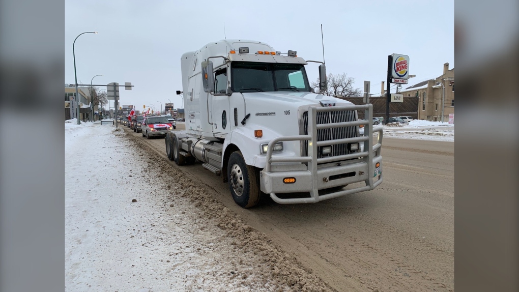 Truck convoy rolls into Winnipeg