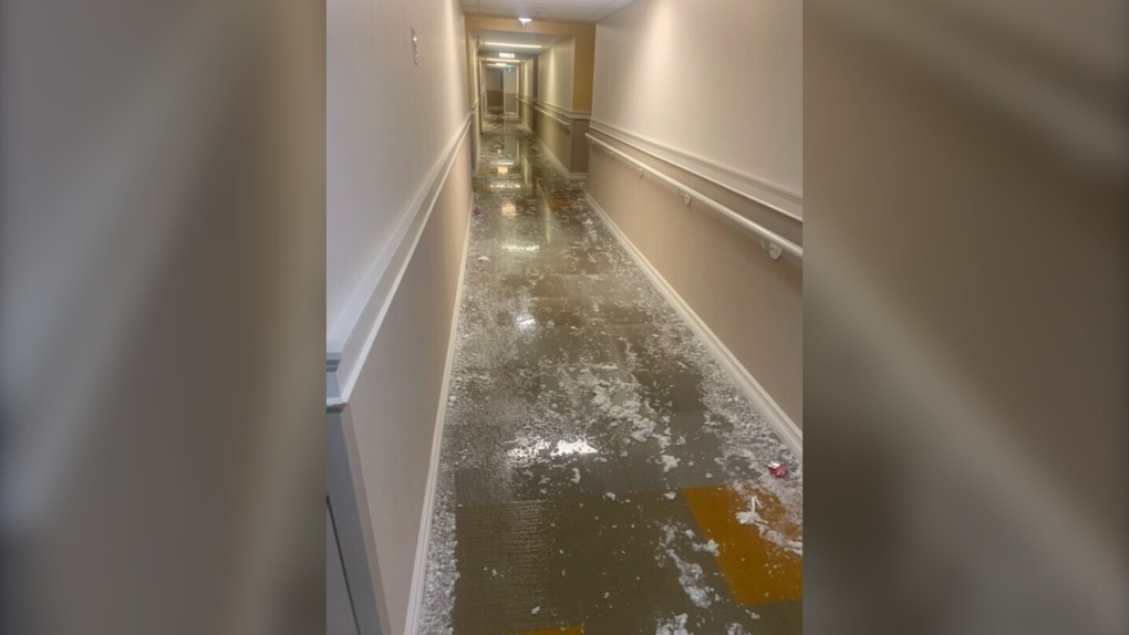 Winnipeg seniors complex "uninhabitable" due to burst pipe, flooding