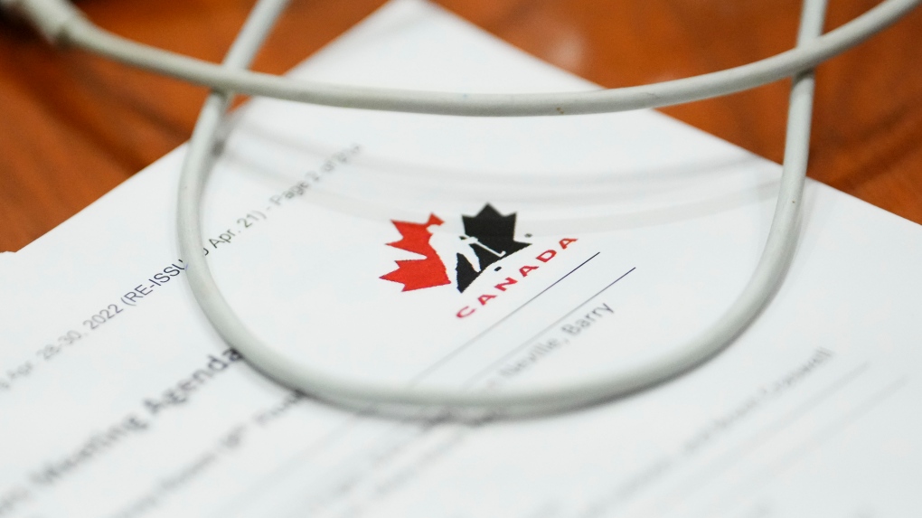 Hockey Canada modifie les règlements en fonction du rapport Cromwell