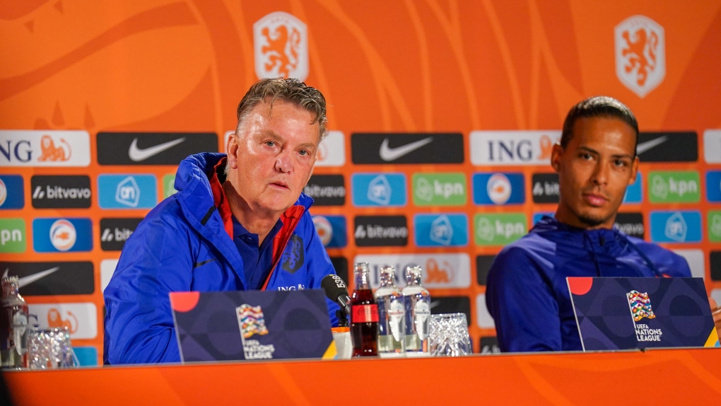 Nederlands team ontmoet WK-staf Qatar