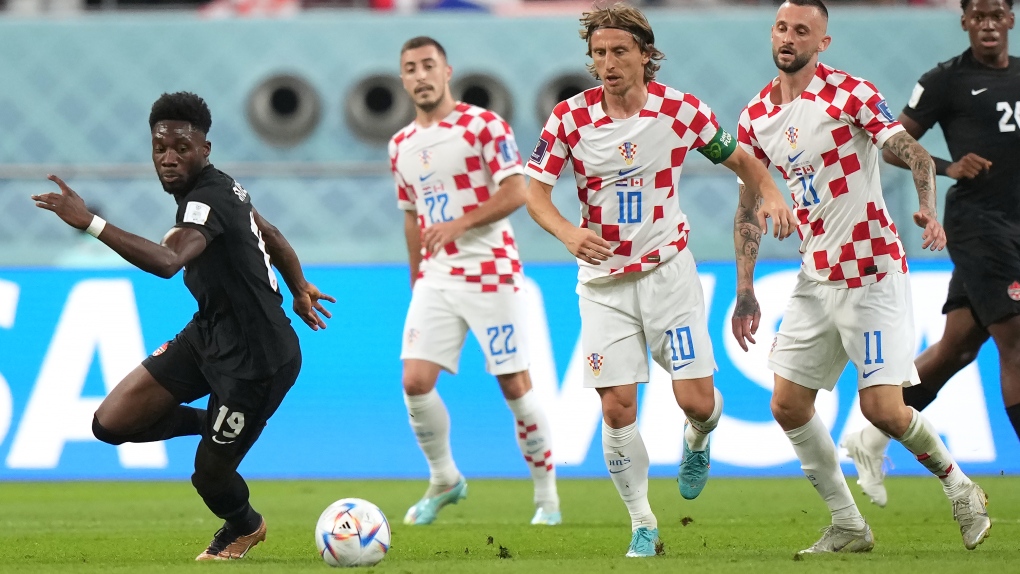 Canada ends scoring drought at men's World Cup but can't hold off Croatia