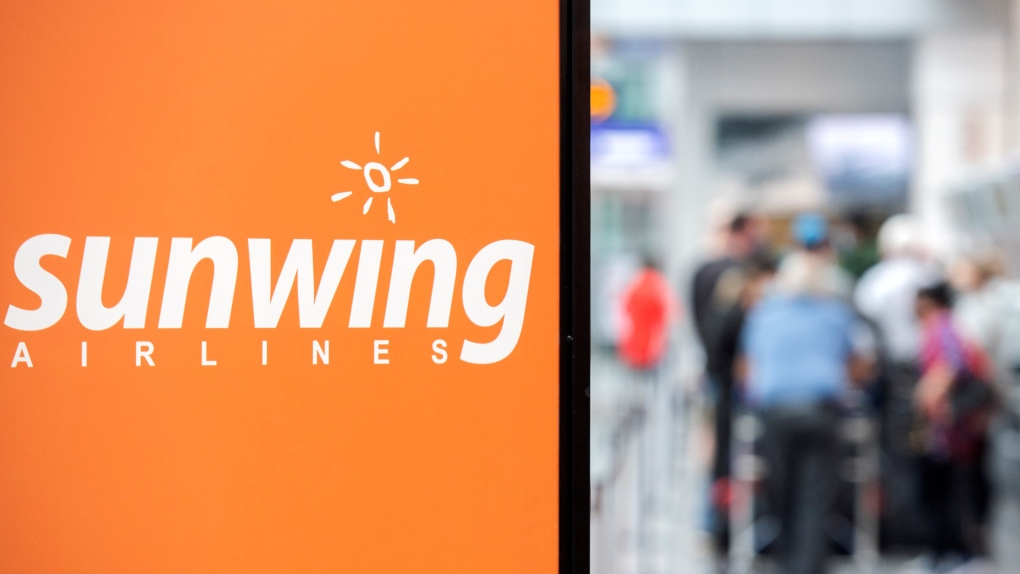 ‘Hundreds’ of Canadians stranded for days in Mexico after Sunwing cancellations