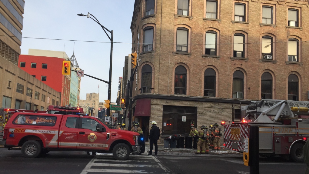 Occupants of historic Richmond Tavern in downtown London, Ont. displaced following fire