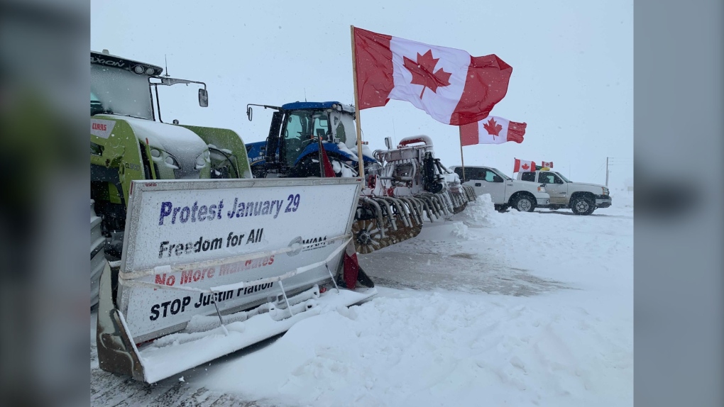 Emerson port of entry shut down by vehicle blockade: Manitoba RCMP