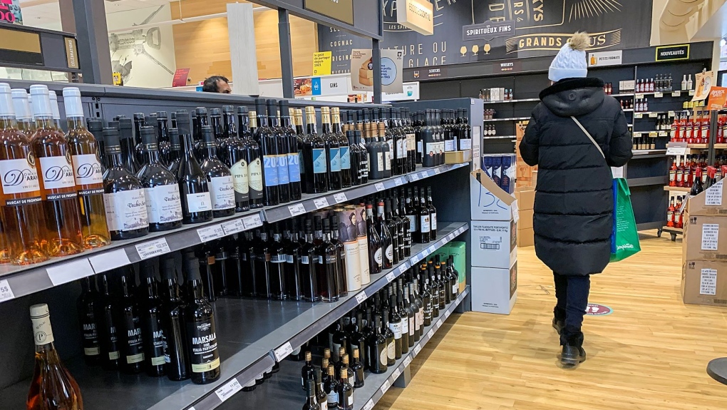No more cold drinks: Most of Quebec’s liquor stores are getting rid of their fridges