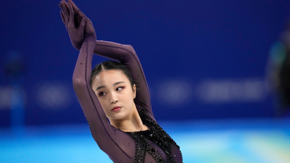 Netizen Tiongkok menyerang figure skater setelah dia jatuh saat mewakili Tiongkok