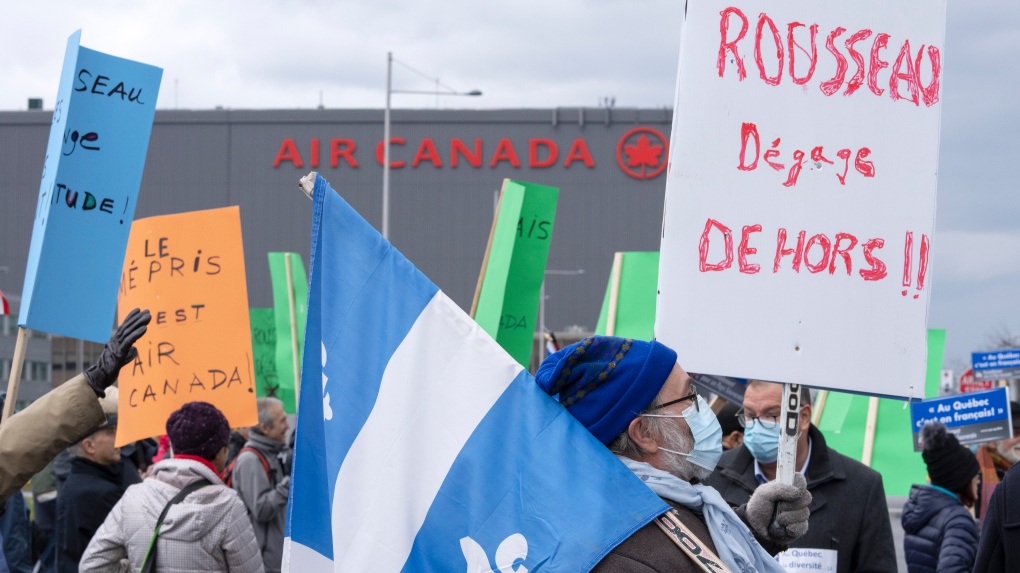 CEO Air Canada meminta maaf kepada komite parlemen dalam komentar pertama tentang bahasa Prancis yang buruk