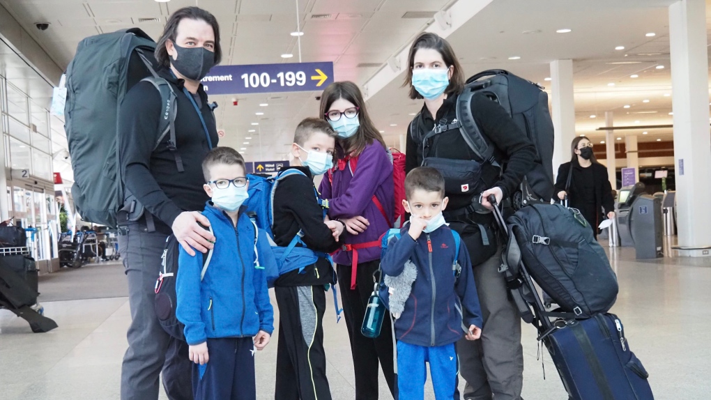 Rodzina z Quebecu widzi świat, zanim ich dzieci stracą wzrok