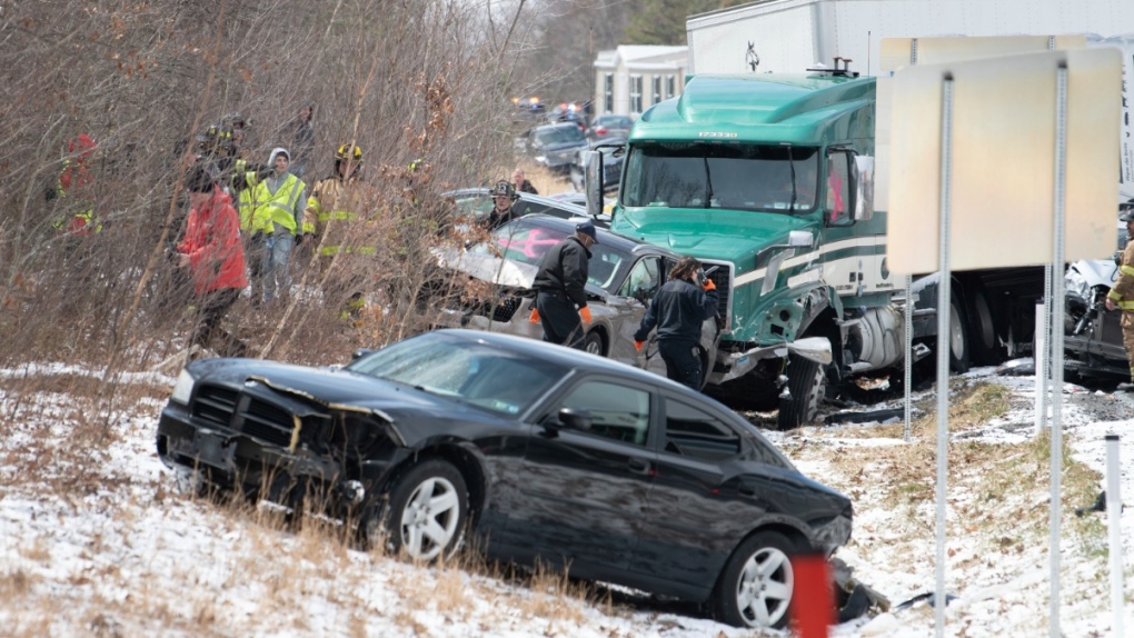 Penumpukan Pennsylvania: 3 tewas dalam kecelakaan di jalan raya bersalju