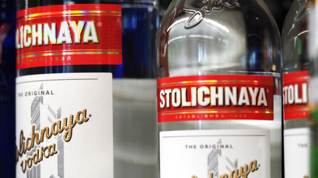 Vodka Stoli berganti nama mengingat invasi Rusia ke Ukraina
