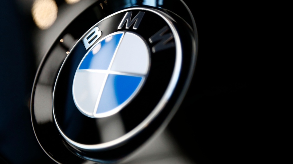 Kendaraan BMW yang dijual di seluruh dunia ditarik kembali karena risiko kebakaran mesin