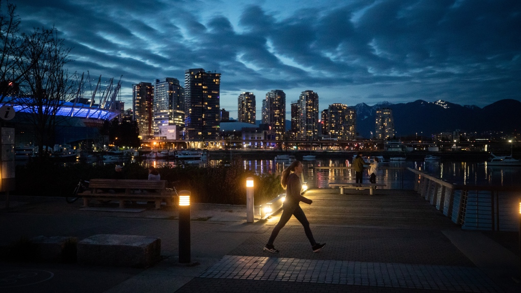 Luxury real estate in Vancouver: 559 buyers bought condos worth more than $1M this spring