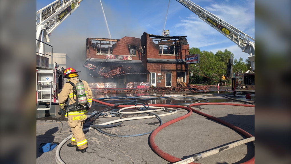 Fire damages Gatineau restaurant, apartment units