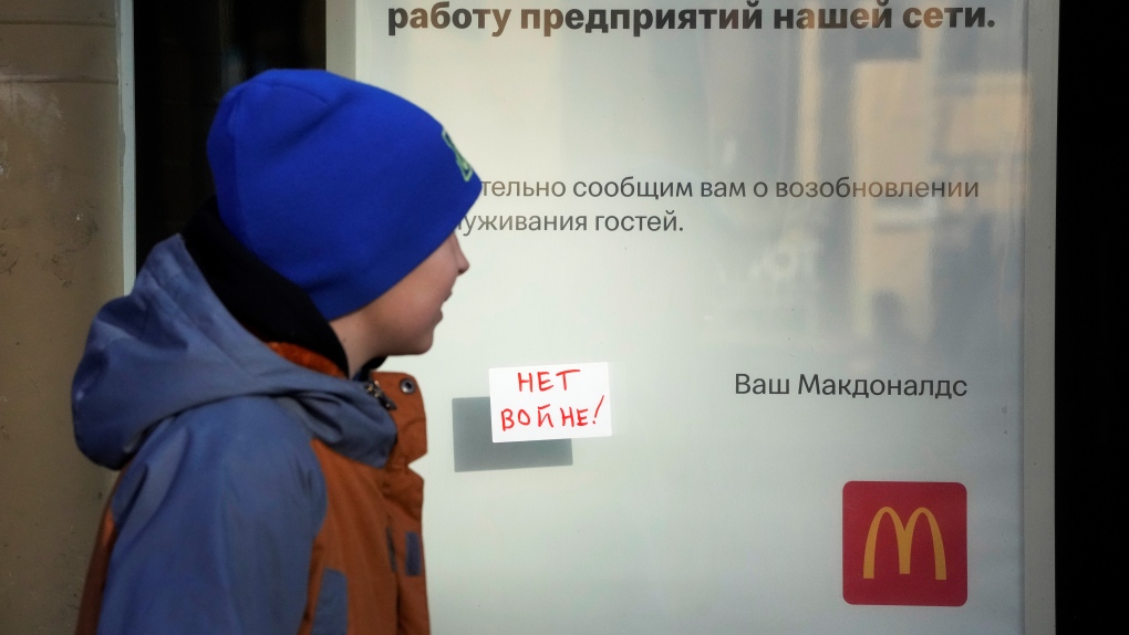 McDonald’s en Russie : l’ère se termine alors que les restaurants se vendent