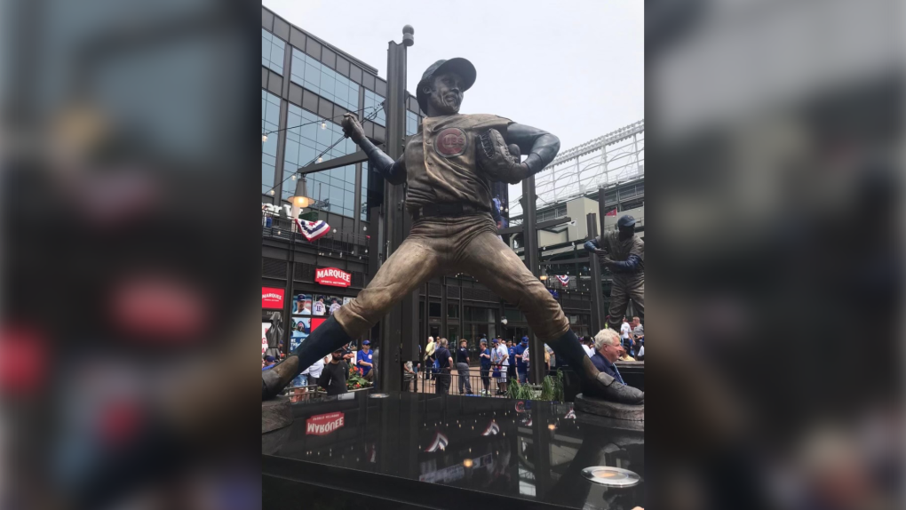 Statue of Canadian baseball legend Fergie Jenkins unveiled at Wrigley Field  in Chicago