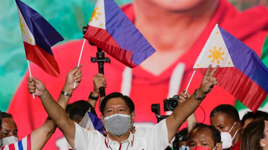 Philippines votes: Ex-dictator Ferdinand Marcos' son leads