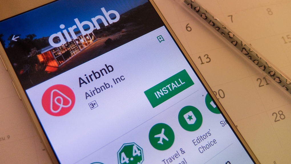 Réglementation Airbnb au Québec : les hôtes enfreignent les règles, selon les critiques