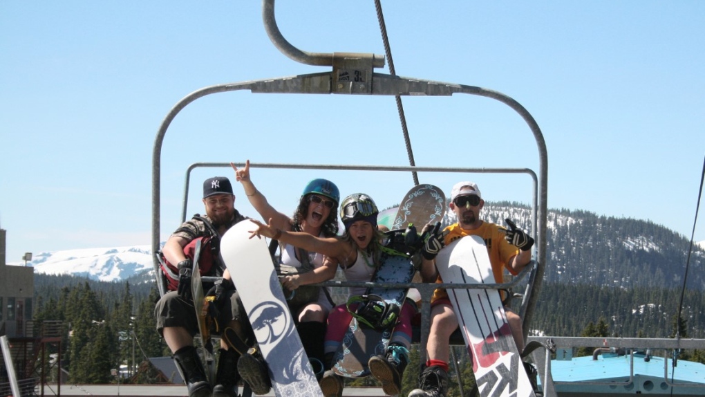 Mt. Washington offers skiing and ziplining in rare June 'Snowmer' event