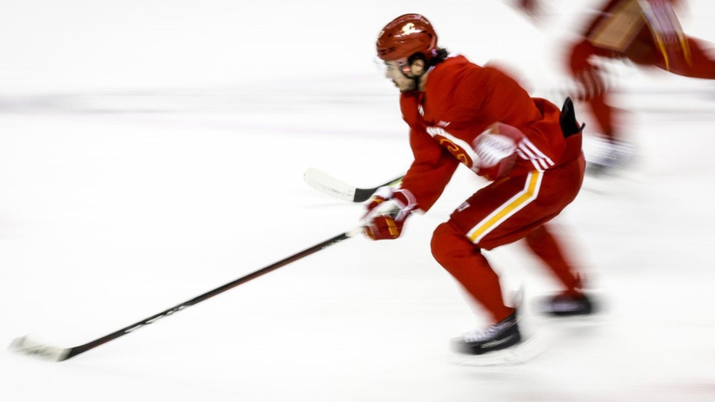 Gaudreau: I didn't string Flames along in free-agency decision