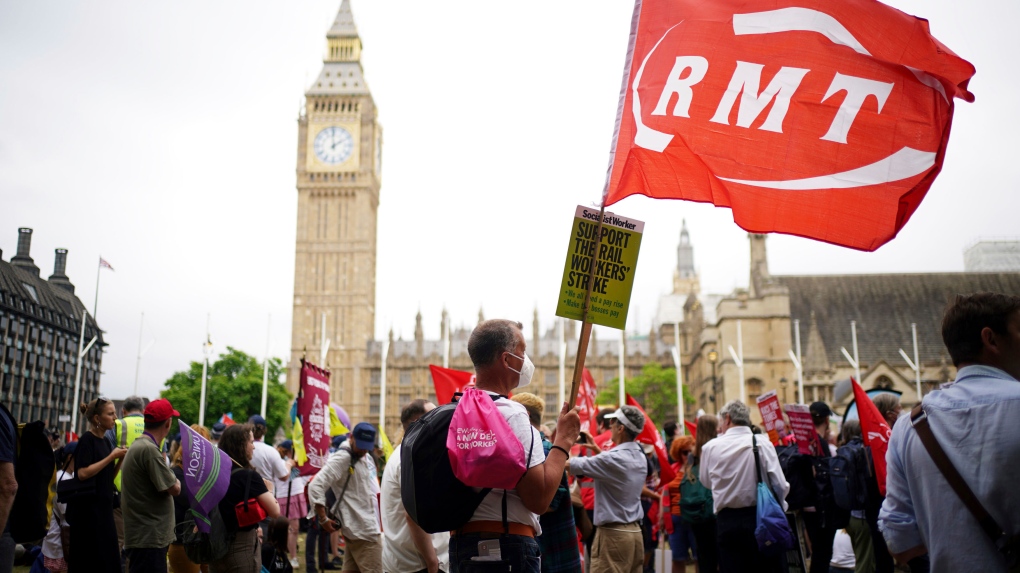 Inflation : la foule londonienne proteste contre la flambée des prix
