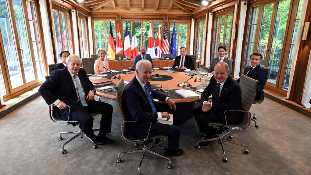 G7-Gipfel: Trudeau „reitet“ auf Putin