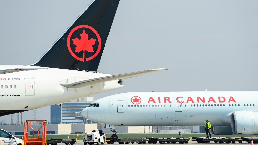 Air Canada says to expect further travel disruptions following Thursday’s IT issues