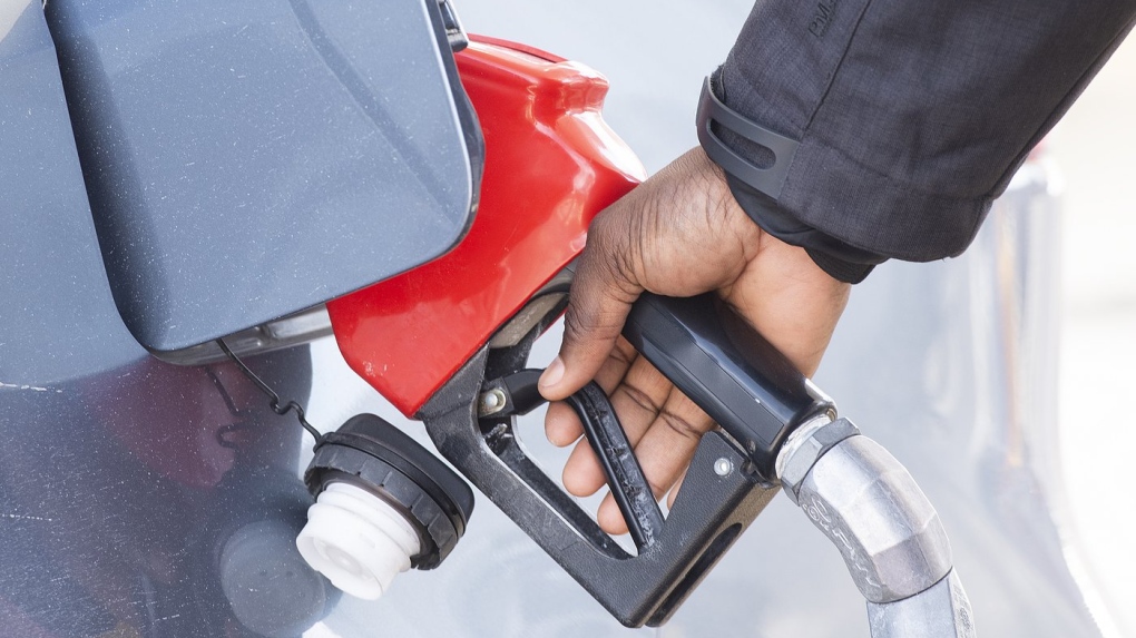 Los precios de la gasolina en Ontario cayeron 17 centavos por litro
