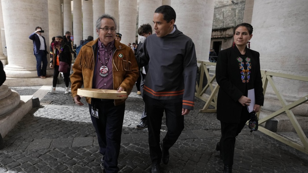 Grupos tribales quieren que se devuelvan artefactos del Vaticano