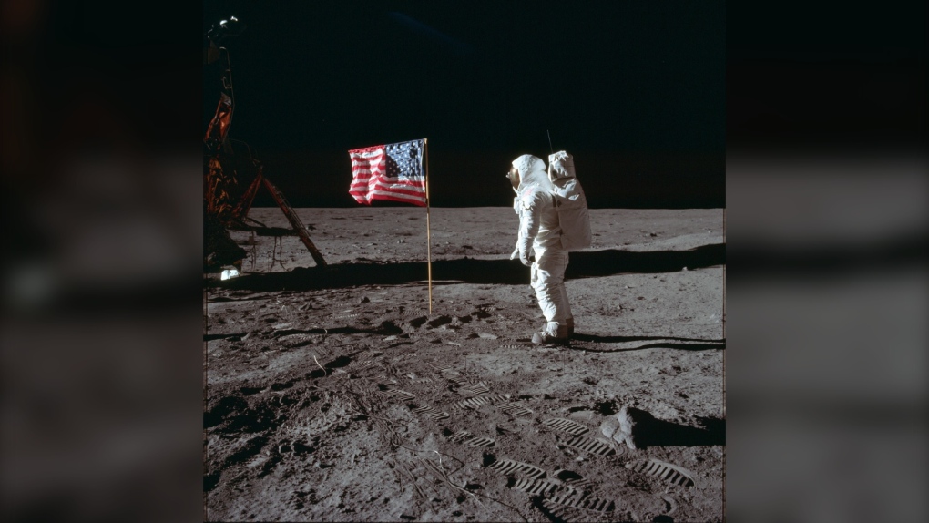 La veste de ‘Buzz’ Aldrin portée dans l’espace vendue pour 2,8 millions de dollars