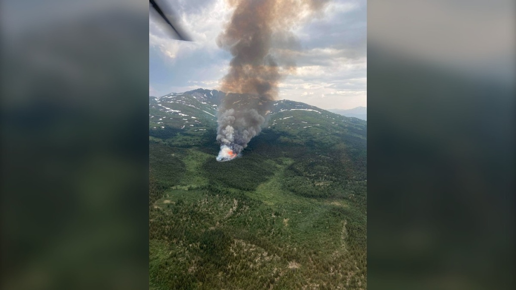 The Cap Mountain fire burning near Whitehorse, Yukon, is shown on July 5, 2022. THE CANADIAN PRESS/HO-Government of Yukon