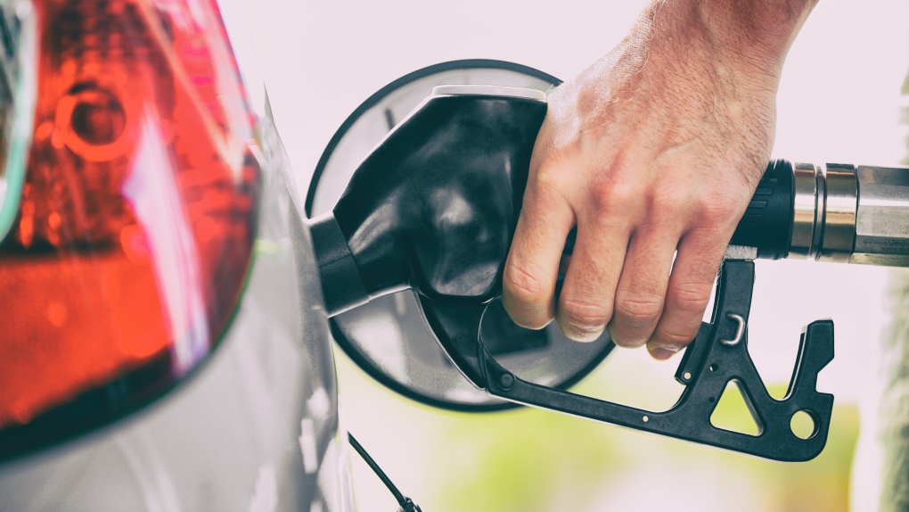 Here's how far gas prices are predicted to fall in Metro Vancouver this weekend